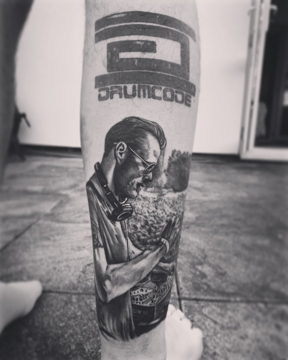Dunckaaa's tweet photo. @D4NIEL_OFFICIAL @josephcapriati @awakenings Fair play he’s retweeted you and probs giving you tickets, but come on.. asking for guest list to an event you should be big enough of a fan to have tickets for anyway!?
(Speaking as a dedicated fan with a Drumcode/Beyer tattoo) https://t.co/6CGPVoLr8J