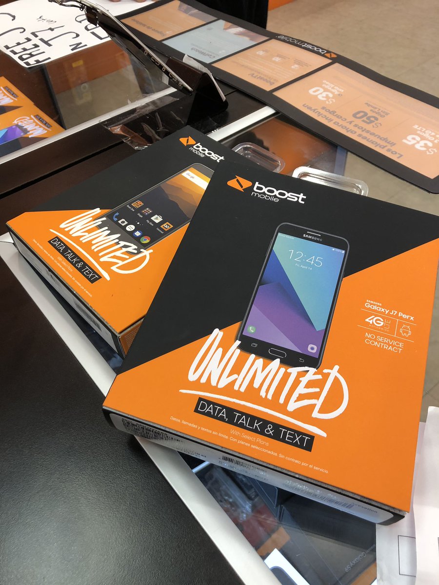 FB promo with a family of $60 unlimited @AmazingwirelesV <a href="/BoostMobile372/">Boost Mobile</a> <a href="/tonytwiters/">Antonio</a> @MattMcD76227033 @hyperlinkusa @luishyperlink
