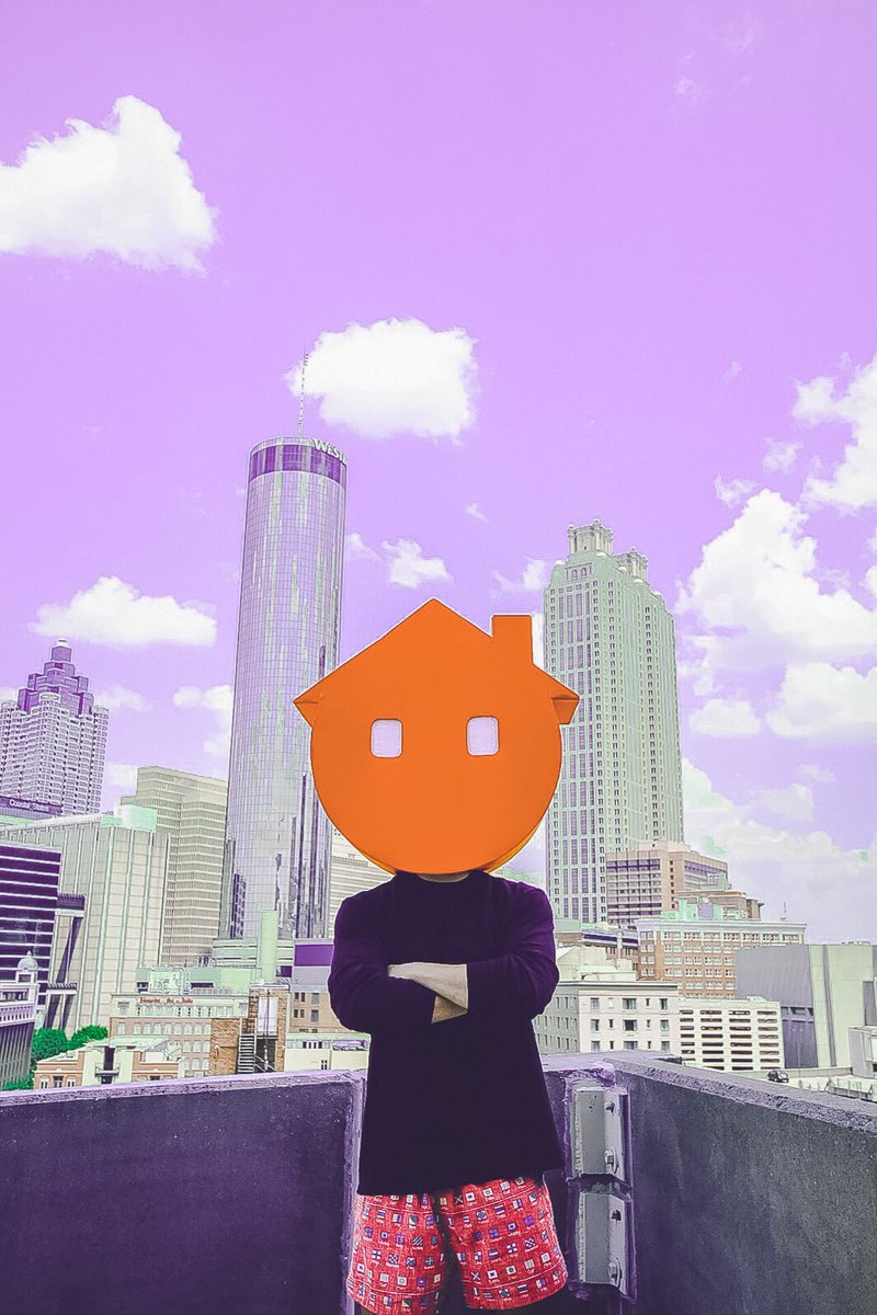 SpotsMobile's tweet image. TFW you first arrive at a music festival and feel on top of the world. Which festival do you think has the best lineup this year? #festivalseason