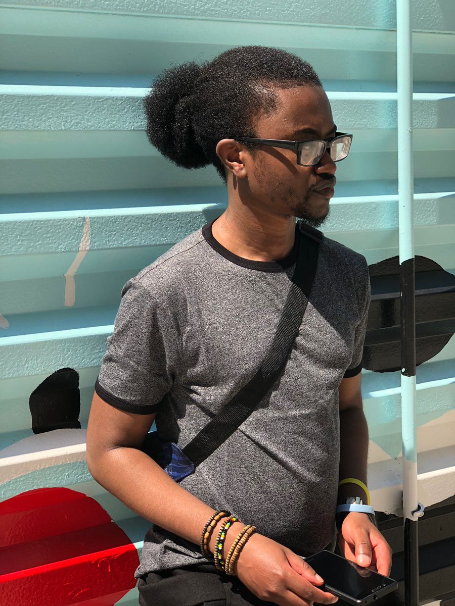 AfroSolarin's tweet photo. Loving the American sunshine 🇺🇸 https://t.co/5n9dNOoIXN