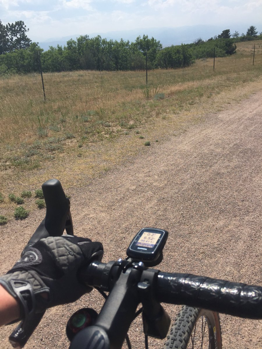AthleteInsight's tweet photo. Brainstorming on the bike with the sun on my face and wind at my back. #Brilliance https://t.co/PIbbykh4PN