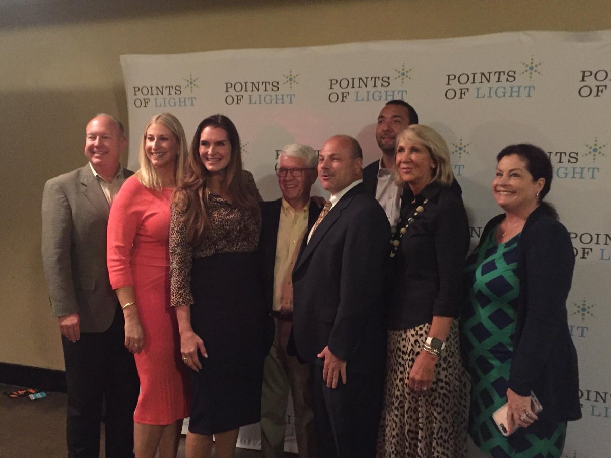 Thanking <a href="/BrookeShields/">Brooke Shields</a> for her support of service. #serviceunites <a href="/citizenIBM/">I'm pathak</a>