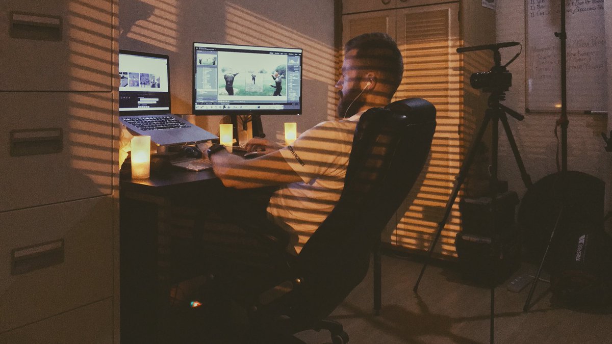Sleepless nights...
It’s been always for me this way. The whole five years of studying at uni mostly done over the nights. A lot of creative projects finalised from dusk till dawn.
Uninterrupted silence always do the job... plus some caffeine and snacks of course. 🤫 #startup 🚀