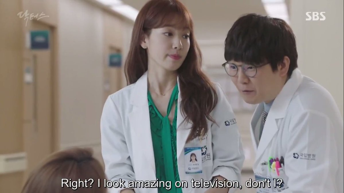 kdramakoala's tweet photo. Ang liit kasi ng mukha mo sa camera eh.
Oo na ang gwapo ko hindi ba?
Hindi ikaw ang pinag-uusapan namin, si Dr. Yoo...
#DCDiscovery https://t.co/Quz6PuZfty