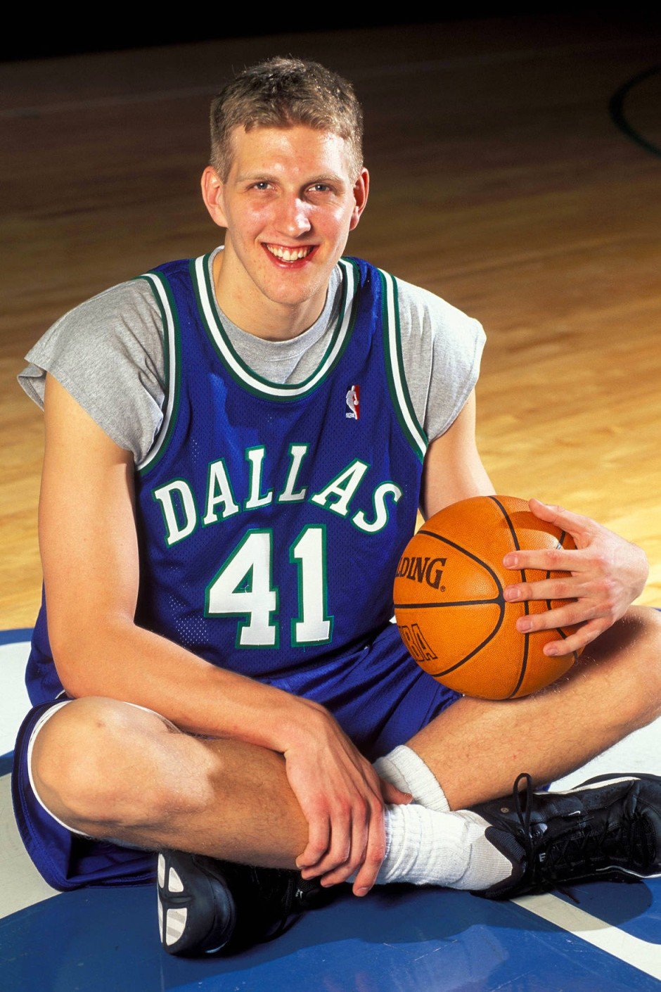 Happy birthday Dirk Nowitzki(born 19.6.1978) 