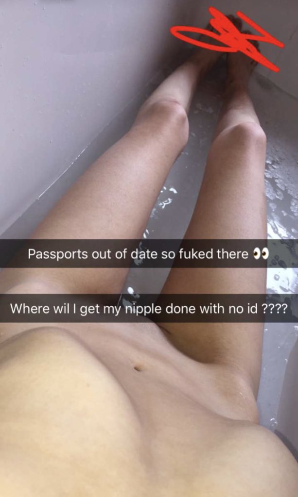 _leequick's tweet image. Why😂😂