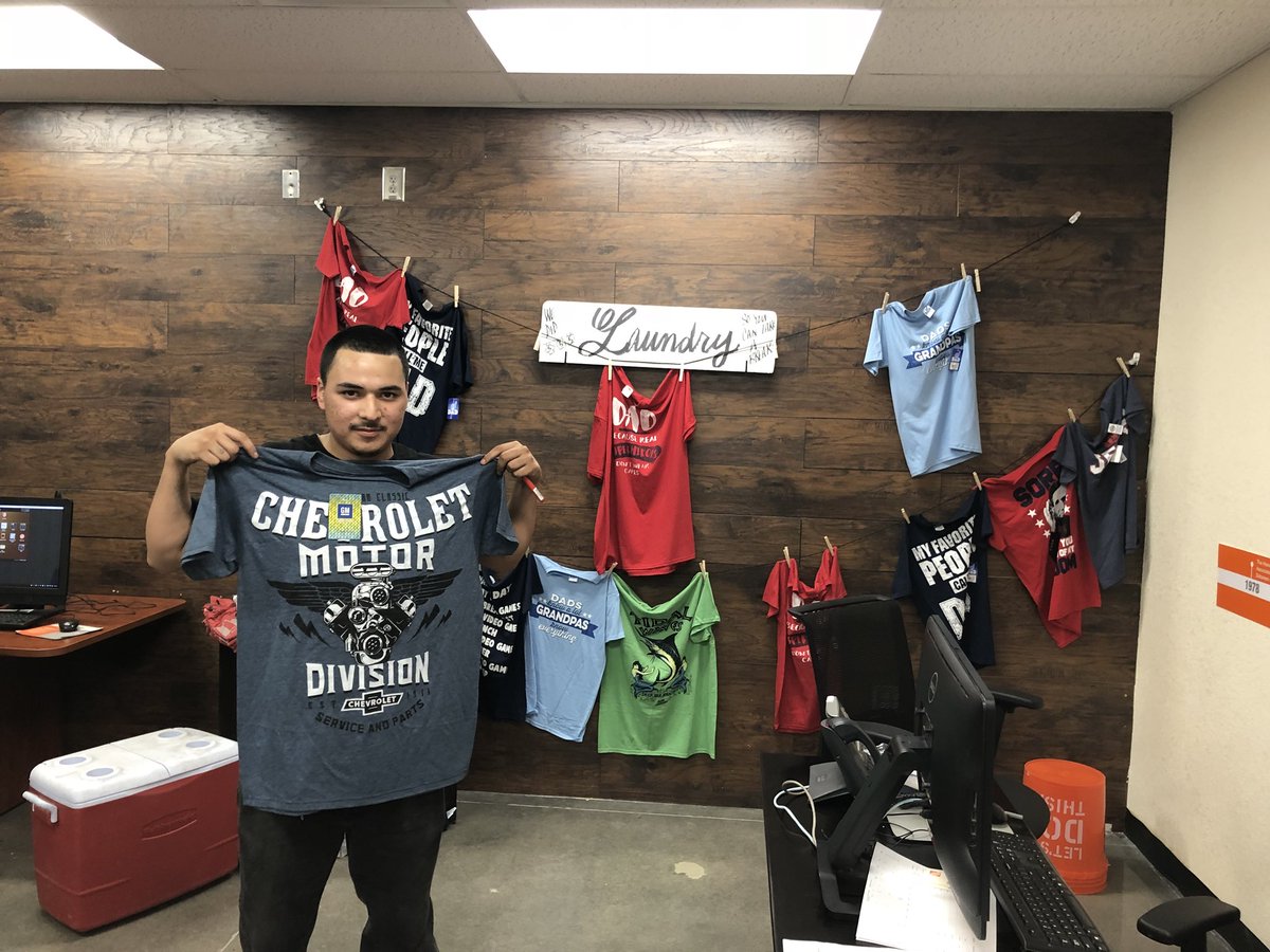 Freight team Father’s love their gifts! 5️⃣5️⃣5️⃣ appreciates everyone of you! #TheyEatFreight #Triplenickelfinest <a href="/triple555hd/">Balch Springs HD SM</a> @AmberD___ <a href="/AkinsMel/">Mel Akins</a> @Joshua0555HD @mjrawlinson5