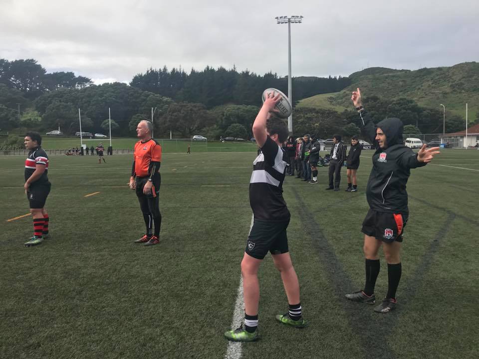 QRRARefs's tweet photo. Our @QRRARefs #referee interchange team, feeling the breeze in their @Shaw_Partners kit, with @WgtnRugby at @Wellington_NZ
Thanks to #WRRA for hosting WRRA again.
#Rugby - the game for making friends around the globe, and belting the hell out of them! https://t.co/byKqi8dyDR