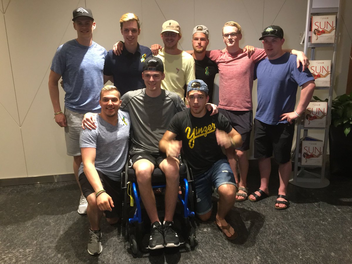 Broncos survivors (9 of 13) have reunited for a trip to the NHL Awards in Vegas on Wednesday night.  #humboldtstrong #nhlawards