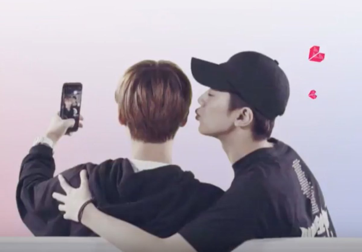 yoonbaenism's tweet image. #판윙은사실이다 ❤❤❤❤