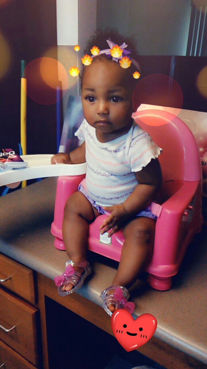 ii_smileee's tweet photo. Rhiyan Kay'Lei 😍😬❤ #MommyDooty #TyJr 😂💯 https://t.co/h9YN3ihDpF