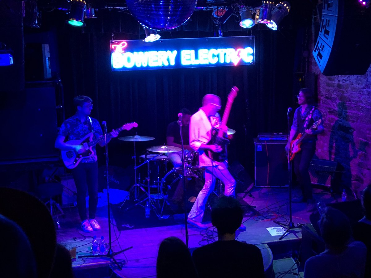 Paracuta's tweet photo. .@hellyeahbabies We thoroughly enjoyed playing with you guys Saturday night! You were great! Here are some photos to prove it! https://t.co/La0efKT4I8