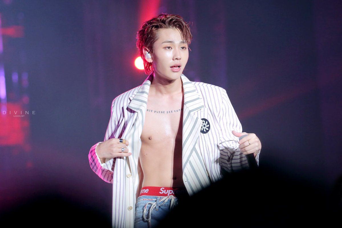 ilhoon_net's tweet photo. @BTOB_ILL 180616 큐브콘서트 UNITED CUBE ONE
@BTOB_ILL #비투비 #BTOB #정일훈 #일훈

https://t.co/a1aOZSRBrr
https://t.co/KKTsgJmL7g
https://t.co/dgO61DeqQN
https://t.co/xk9dIYuYYH https://t.co/97U7n8ydfO