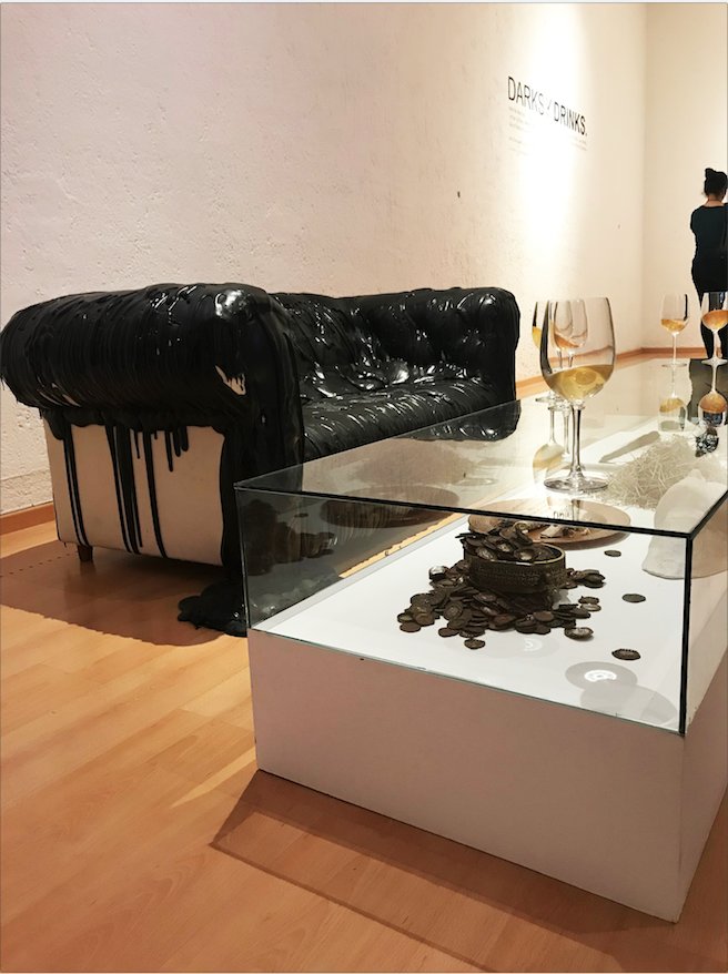 CentroLate's tweet photo. Entre tequilas y mezcal recibimos a Darks y Drinks la exposición que esta estrenando el @museodelcarmen. La exposición estará en el museo del 15 de junio al 9 de julio. Sin duda un increíble plan para el verano. https://t.co/rSTO1fWUXL