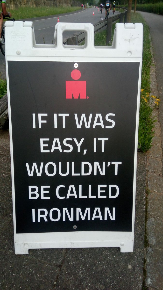 mindadentler's tweet image. Love this sign! 🏊🏽‍♀️🚴🏾‍♀️🏃🏾‍♀️@WomenForTri #CommitToTri #TimeToTri