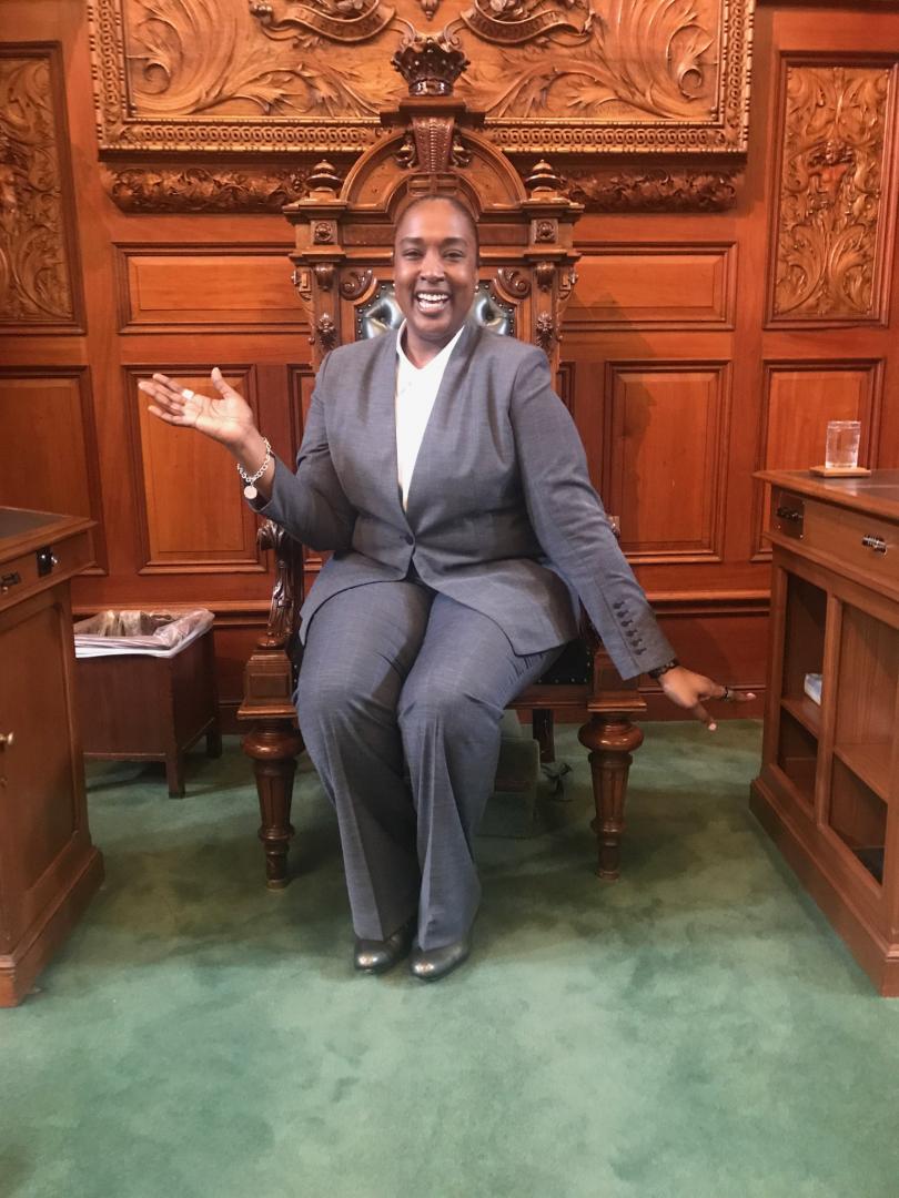 JILLSLASTWORD's tweet photo. Taken by the one and only @beyrima during our new MPPs Orientation and Training Session. Honoured (and excited!) to be representing #torontostpauls diverse community! #onpoli Thank you! https://t.co/aEuuwqkULj