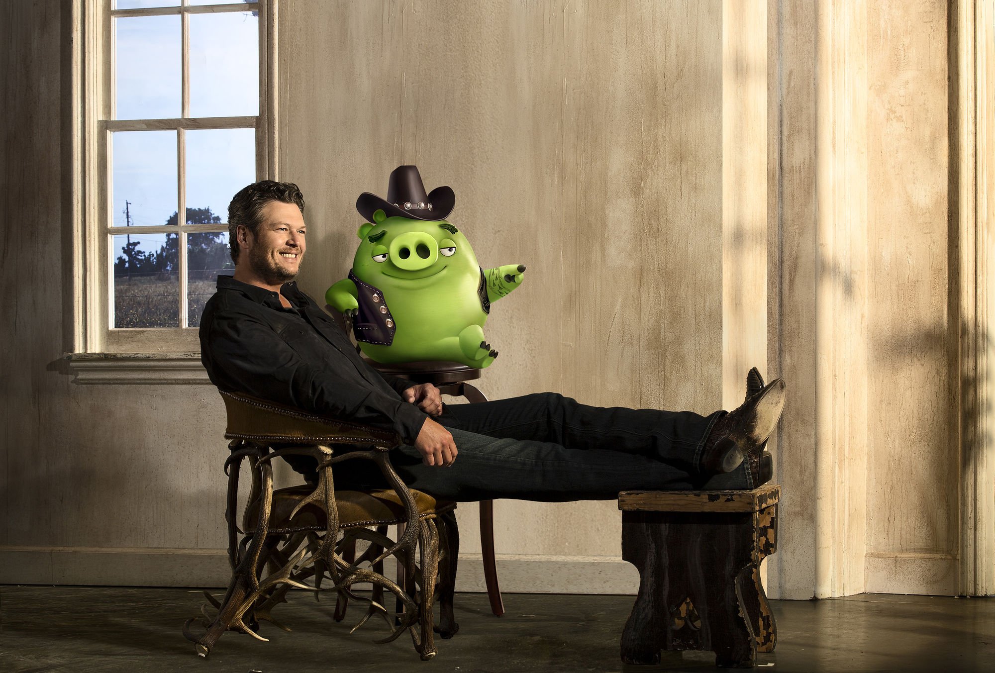 Happy Birthday to Blake Shelton, voice of Earl!  