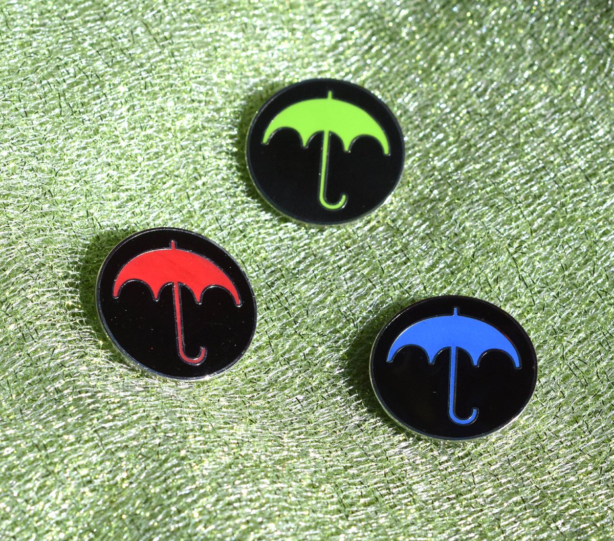 DFTBArecords's tweet photo. Brand new @billwurtz pins at the DFTBA booth this year! Stop by the @VidCon booth! #booth422 https://t.co/SqCpINgdRw