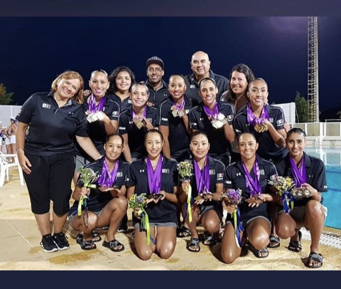 ThelmaMadrigal's tweet photo. Y también el equipo  de #NadoSincronizado nos hace sentir más #OrgulloMexicano 7 Medallas de oro 🏅 en Grecia #WorldSeries 🇲🇽👏🏻👏🏻👏🏻 Felicidades!! https://t.co/N7mWUqN072