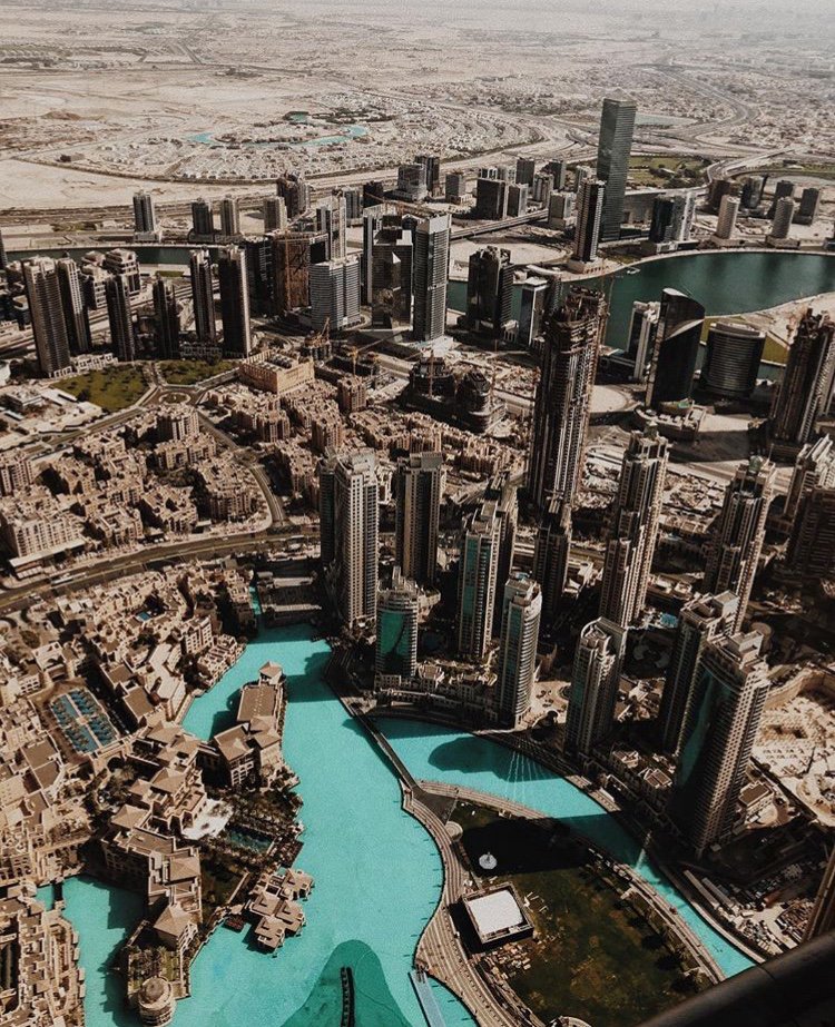 HELLOmagIndia's tweet photo. Breathtaking view from the tallest building in the world
#BeautifulDestinations #TravelToDo #Dubai https://t.co/O8ZDeHXlGZ