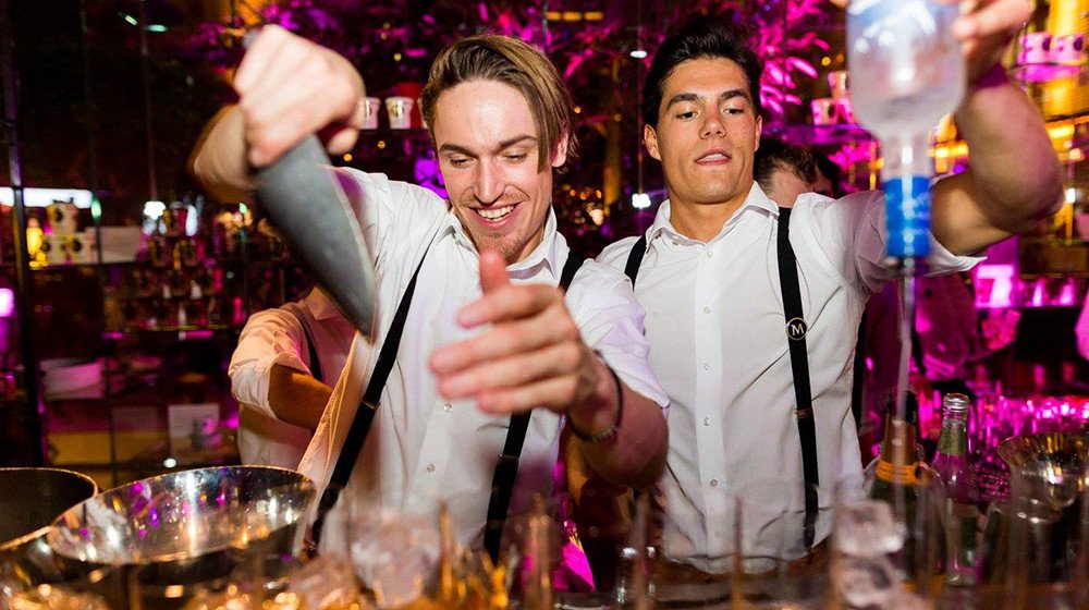 karryontravel's tweet image. HAPPY STAFF: Amsterdam's luxurious Conservatorium Hotel reveals the secret to great service bit.ly/2M3XPIg #amsterdam #europe #hotel #tourism #holiday #accommodation #travelideas @Conservatoriumh #conservatoriumhotel #hotelideas #traveltoamsterdam