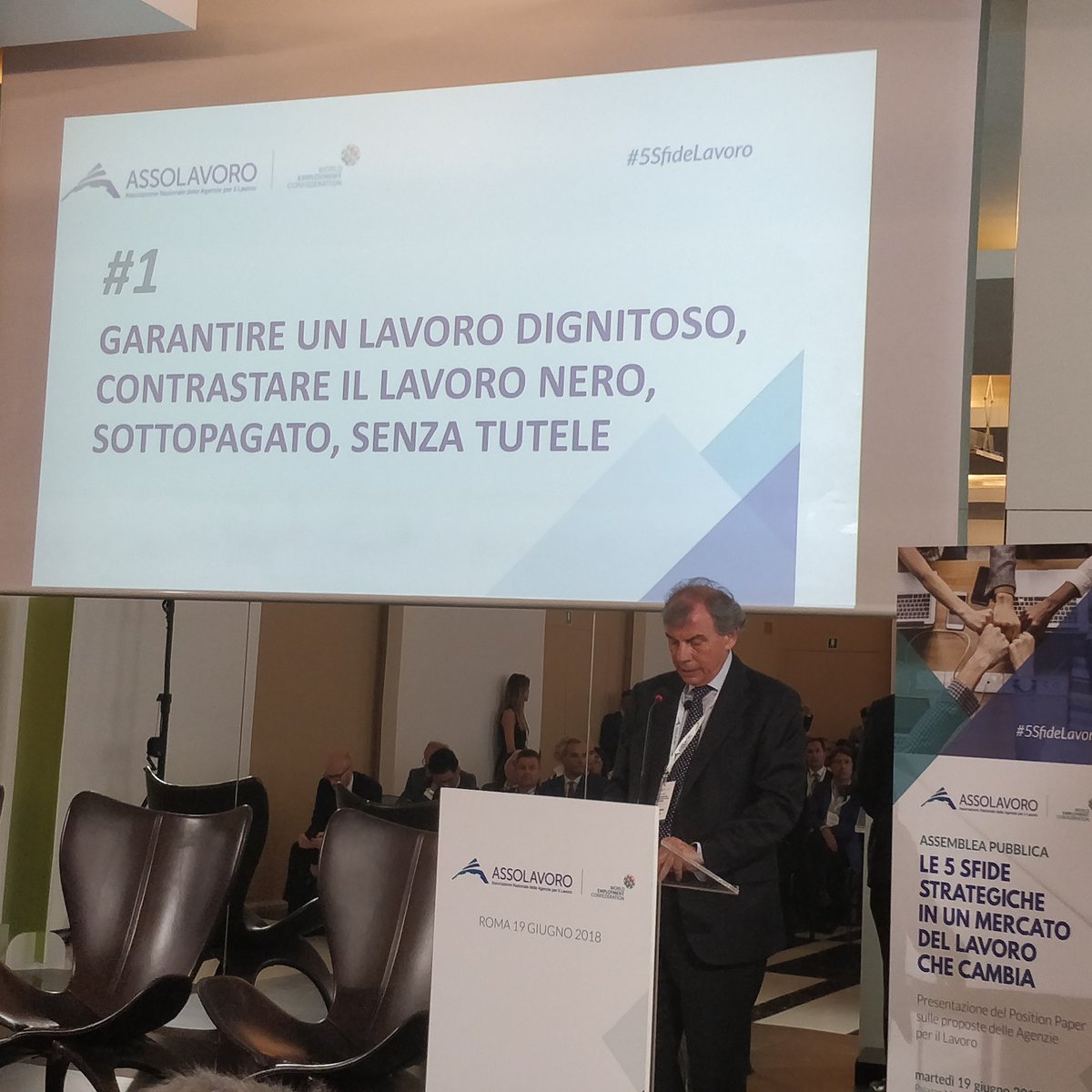 Oggi presentiamo le #5sfidelavoro, cinque macro temi che riteniamo centrali per far sì che i cambiamenti nel mercato del #lavoro rappresentino una opportunità per tutti: le persone, le aziende, il sistema Paese. 
#Ramazza