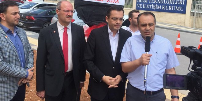 Bylock'taki hatalı veriler için BTK önünde açıklama yapıldı  goo.gl/dkVt7H