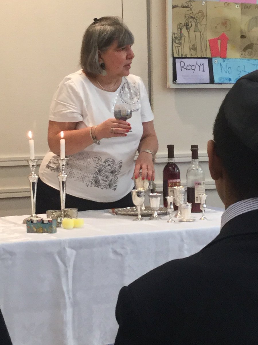 ReedsPandR's tweet photo. Learning about Shabbat and tasting the Hallah bread! Even Mr Swift is learning new things about Friday night Jewish tradition. #curiosity #ReedsPandR https://t.co/FYN0eZdk2M