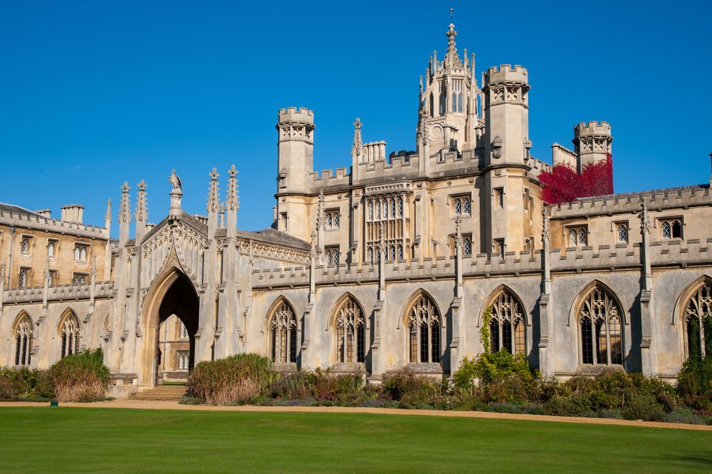 This study tour offers a 3 day immersion into the Cambridge Institution &amp; looks into the economics of running a world class university, where exceptional service and quality is always expected, and delivered, led by <a href="/brogan_bill/">Bill Brogan</a>  <a href="/stjohnscam/">St John's College, Cambridge</a> ow.ly/sJpE30kyOpK