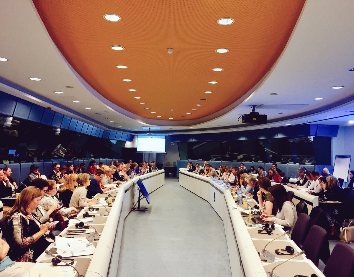 RegioInterreg's tweet photo. Maritime cooperation was a topic of huge interest in Plenary Session II on the future orientation. Now following a more detailed discussion and exchanges of views during the workshop on Sea Basins and Maritime Cooperation #Interreg2018 #EUBorderRegions https://t.co/Bzhi4oKtJP