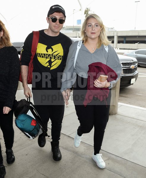 prphotos's tweet photo. Meghan Trainor and Daryl Sabara Sighted at LAX Airport in Los Angeles on June 14, 2018 https://t.co/oXYzbmIDXM https://t.co/w4cL2MtcWO