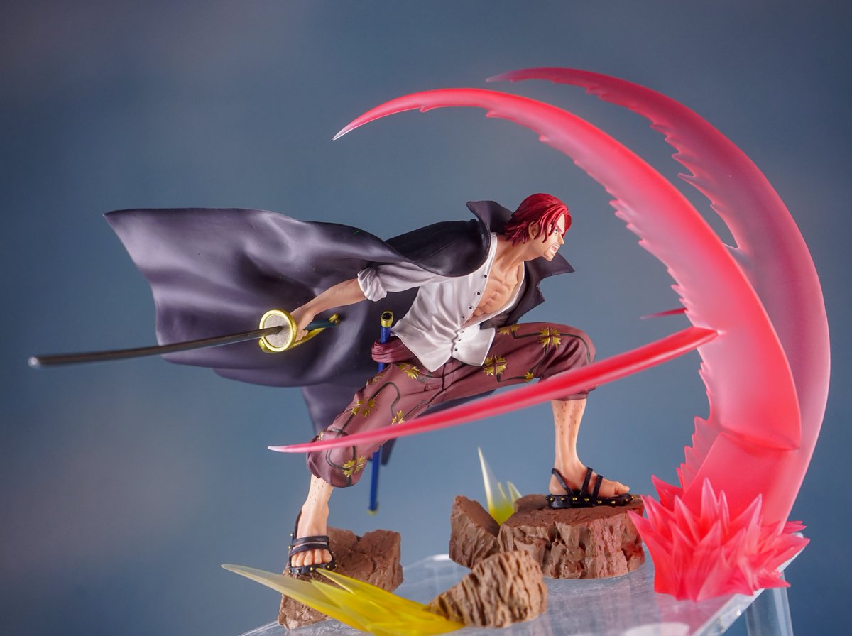 麦わら屋 ワンピースフィギュア グッズ Twitter પર フィギュアーツ Zero シャンクス 覇王色の覇気 ワンピースフィギュアを投稿しよう