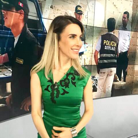 Luiggi_Ibanezt's tweet photo. Periodistas hay muchos pero ninguno tan honesto y directo como @JulianaOxenford dice la verdad tal y como es. Una mujer admirable. ;) https://t.co/hsQAfJXZOh