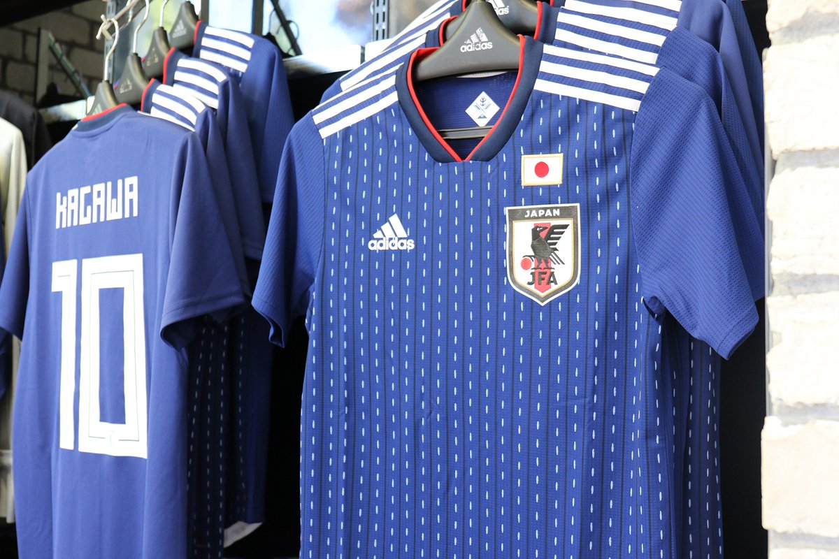 サッカーショップkamo いよいよ初戦 日本代表vsコロンビア T Co Rvftgvha3g Kamo Soccer Shop Kamo Adidas Jfa Uniform 18 Jersey サッカーショップkamo アディダス 代表 サッカー 日本代表 W杯 ユニフォーム 勝色 応援