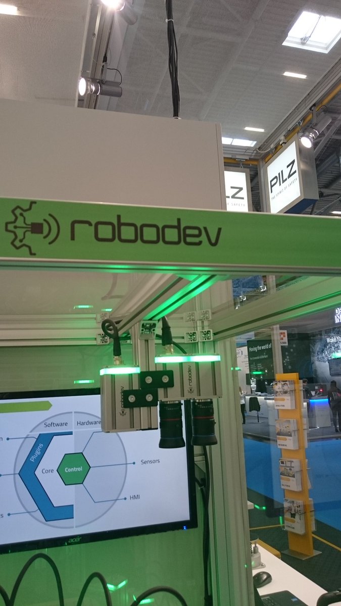 robodev tweet media