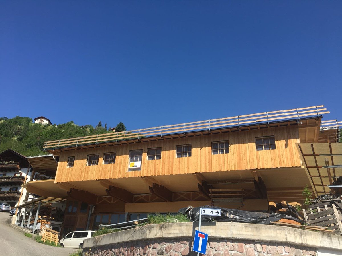 SIGA_swiss's tweet photo. In South #Tyrol, our products #Sicrall, #Corvum, #Wigluv, #Majvest and #Majcoat 350 were used to build an extension to a #production #facility. Want to know more about our products?
https://t.co/rvniyWKVa8 https://t.co/fycSC4xbE0