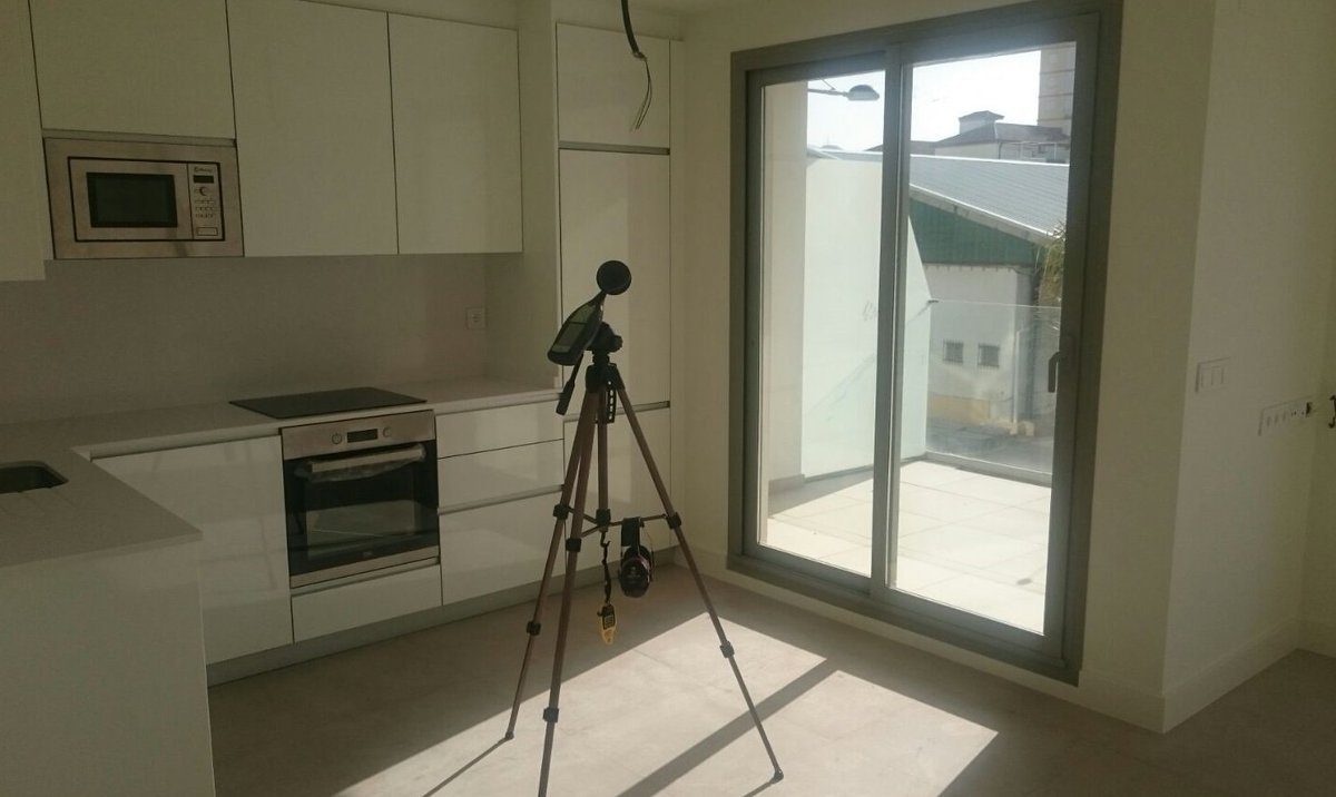 Medidores de decibelios, para controlar el #ruido de los pisos en alquiler vacacional.
cadenaser.com/emisora/2018/0…