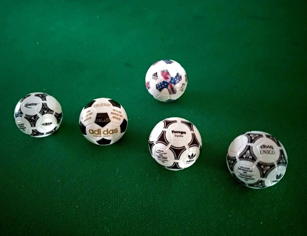 SubbuteoN's tweet image. Palline top spin personalizzabili su richiesta
#Subbuteo #palline #WorldCup #oldsubbuteo #tablesoccer #decals