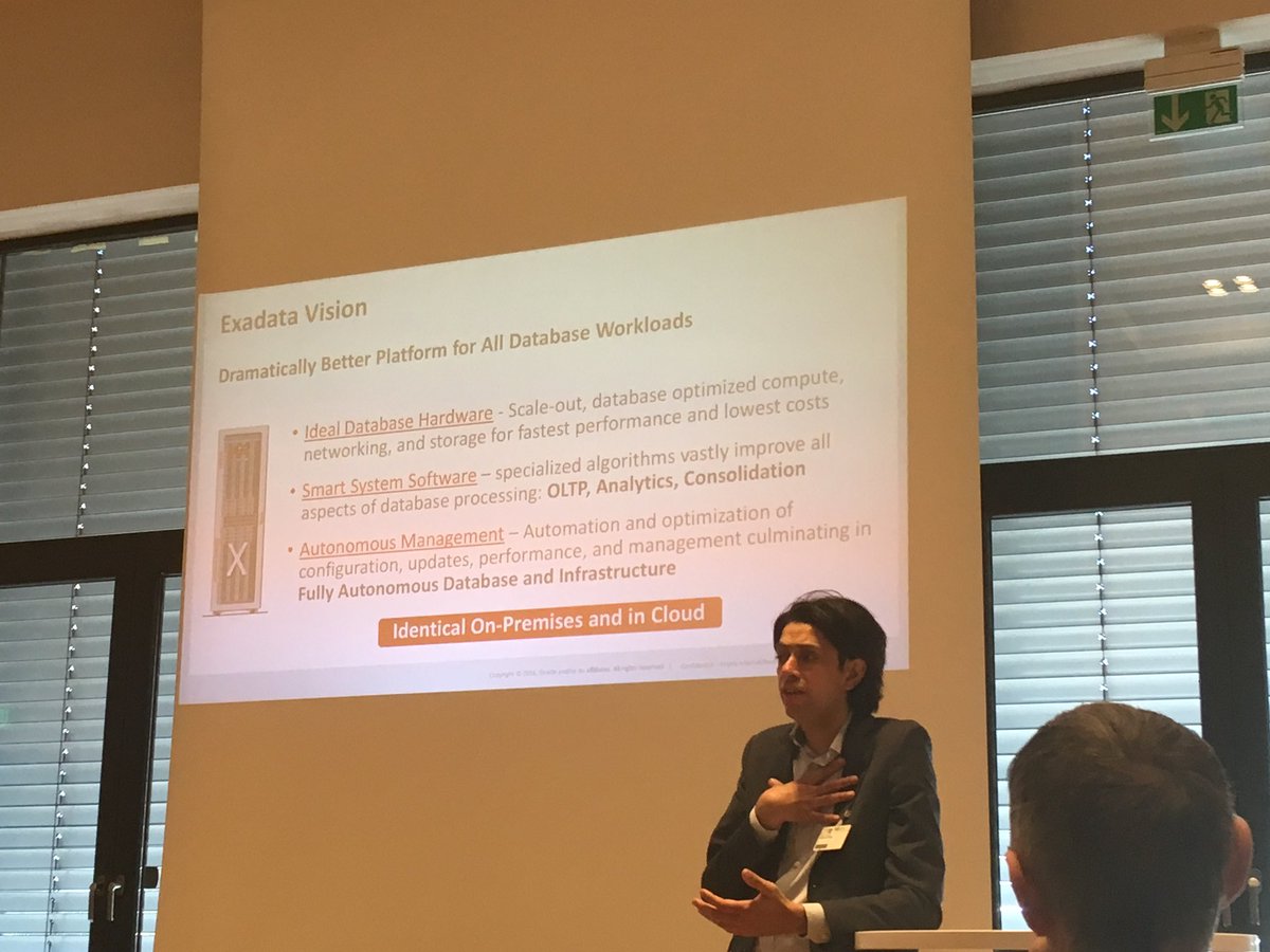 DBAMarco's tweet photo. @ExadataPM starting the day at @DOAGeV #EXADAY18 about how #exadata contributes to autonomous database https://t.co/M9EuTAufEn