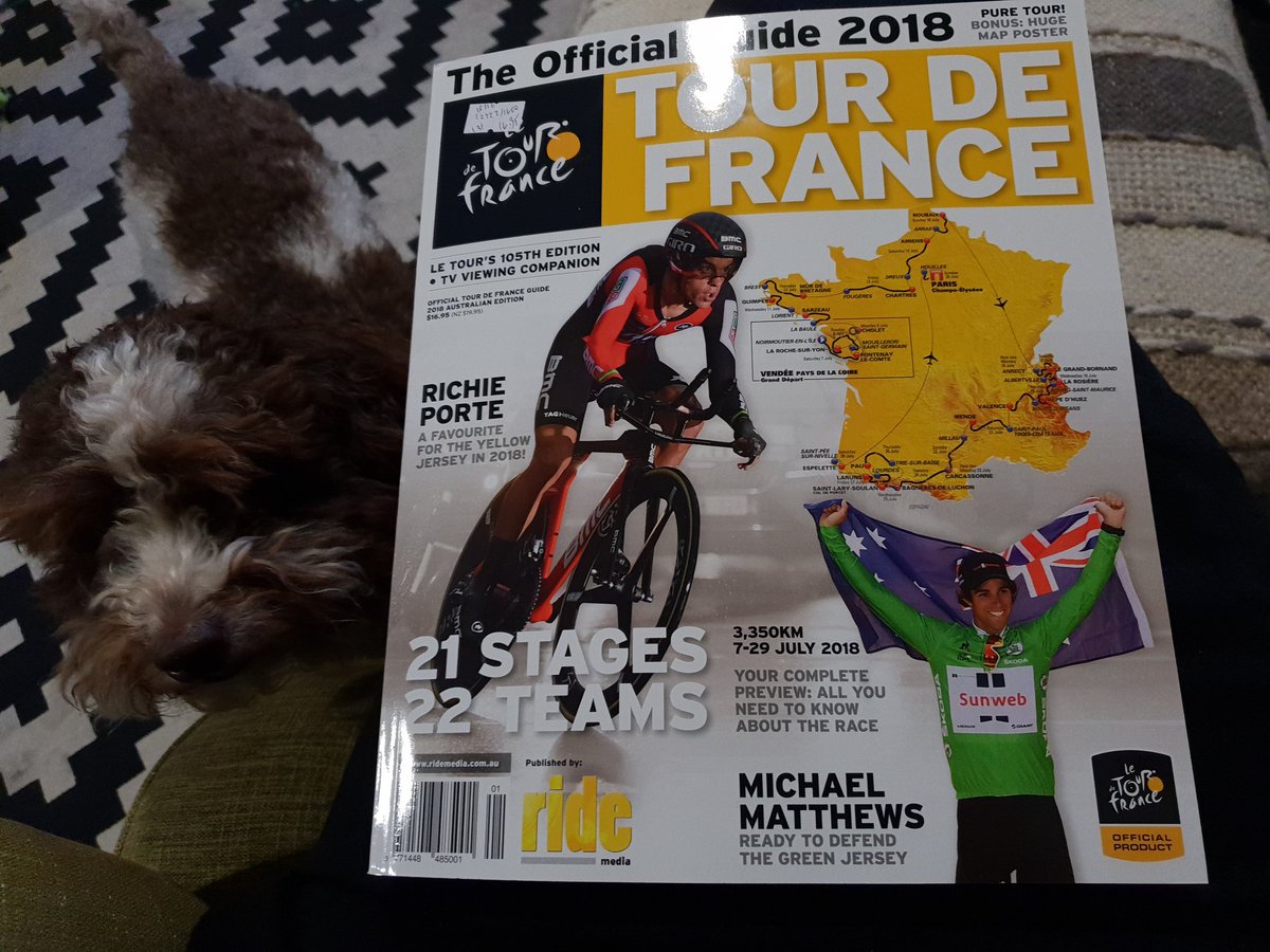 MiaReadsBooks's tweet image. Not even Hunter can distract me from this beauty... we're almost there!!! #favouritetimeoftheyear #TDF2019 #7thJuly #RideMagazine @ridemediaHQ