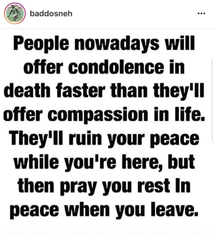 tokstarr's tweet image. This is a reminder that you’ve only got one life. Live, be good, take no BS, be kind, love God, huddle hard and drink lots of champagne