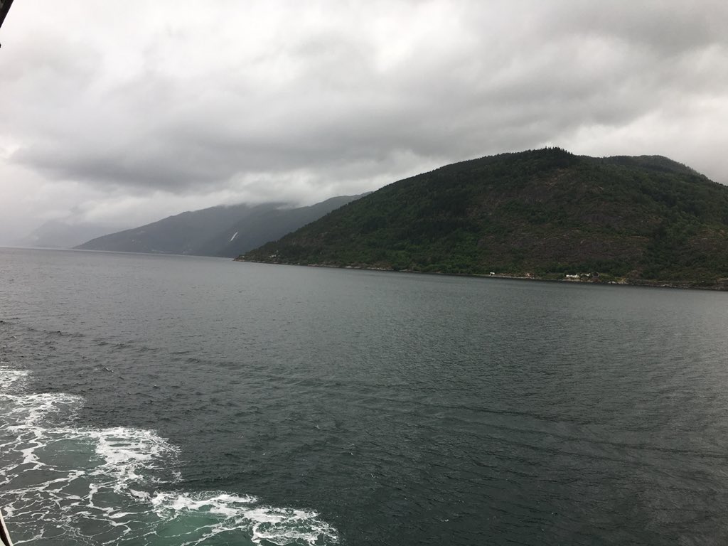 serenebutterfly's tweet photo. In the beautiful #Flaam although unable to dock because of bad weather! Already feels like the afternoon since been up before 6 to get ready for the train ride that now can’t happen! Never mind, hopefully more unforgettable experiences to come! https://t.co/BZD5id31xa