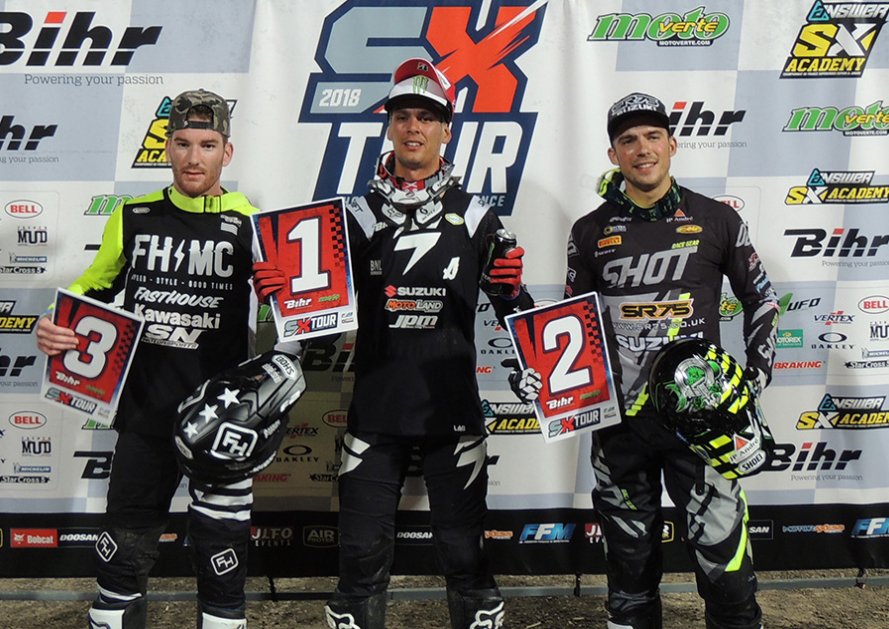 #ChampionnatDeFrance #Supercross #SXTour
#ClermontFerrand-63 (1/7) : #CédricSoubeyras en #SX1 et <a href="/thomasdo773/">thomas do</a> en #SX2 - #SuzukiJPMRacing triomphent à Clermont  bit.ly/2I0M17f