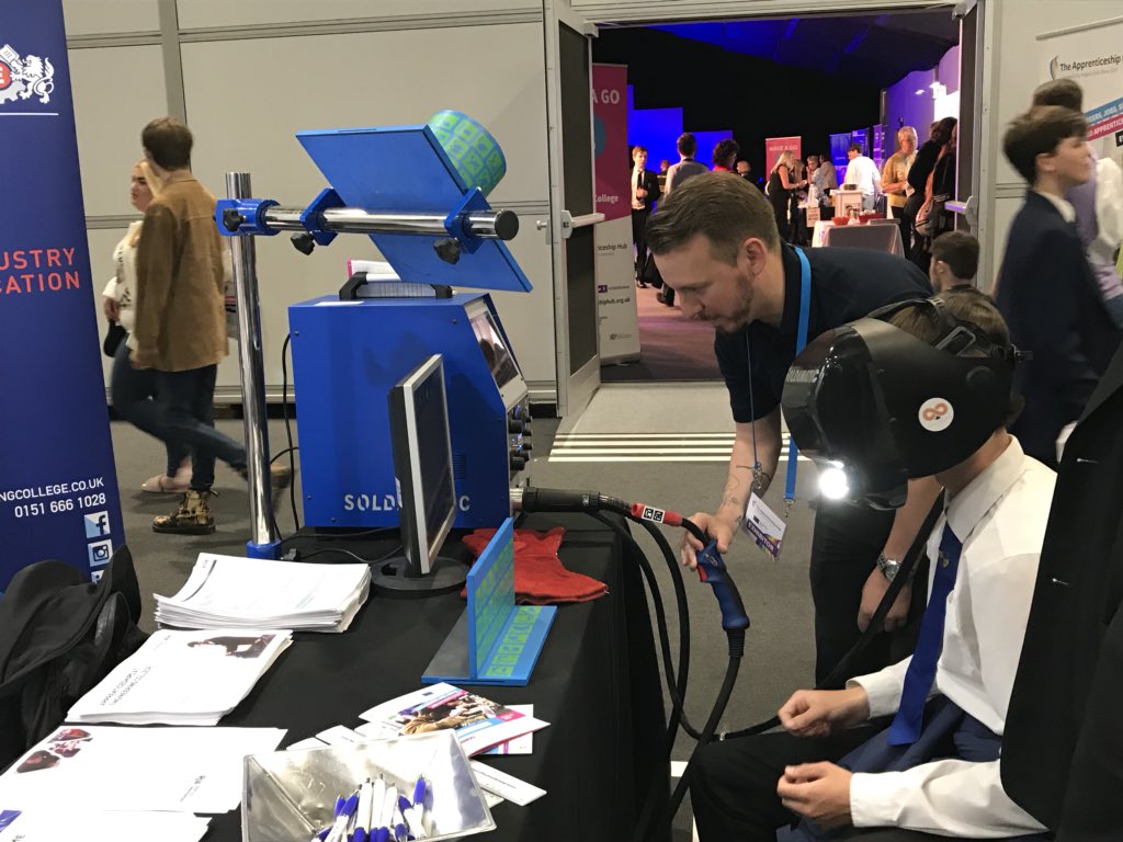 TheEngColl's tweet photo. Checking out the results on our welding simulator... the average is between 6-20% but our top result of the day was 67% ... the students definitely brought the skills! #recruitanapprentice #AugmentedReality #weldertraining #VirtualReality https://t.co/BFg9LUNiJZ