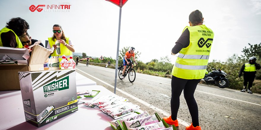 finisher_ES's tweet photo. Para llevar un estilo de vida saludable...
✔Practica ejercicio físico🚴🏃
✔Mantén una hidratación óptima 💦
✔ Sigue un plan de nutrición deportiva adaptado a tu ritmo⚡
#Finisher #nutriciondeportiva #suplementacion #deporte #salud #sportsnutrition #energy #infinitri https://t.co/XdF5i7oLh3