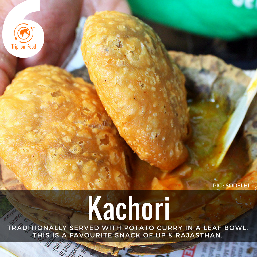 itriponfood's tweet photo. One need not explain UP &amp; Rajasthan's love for #KACHORIS. The crispy golden treat is served with signature potato curry &amp; is traditionally had in breakfast. It owns a different flavour as you move from Varanasi to Delhi to Jaipur. https://t.co/bobIRKEhw3