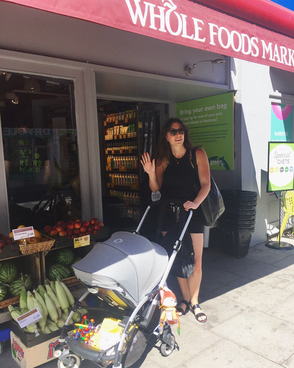 IamSarahDuffy's tweet photo. The role I was born to play 💁🏻♀️ #wholefoodsmom Thank you to my pal Vee for the props - namely her son and her buggie 🙌🏻 Oh the smug joy of pushing a baby around those narrow isles buying overpriced guacamole 😍 #lifemade #momdayout https://t.co/xPmq3Fzt38