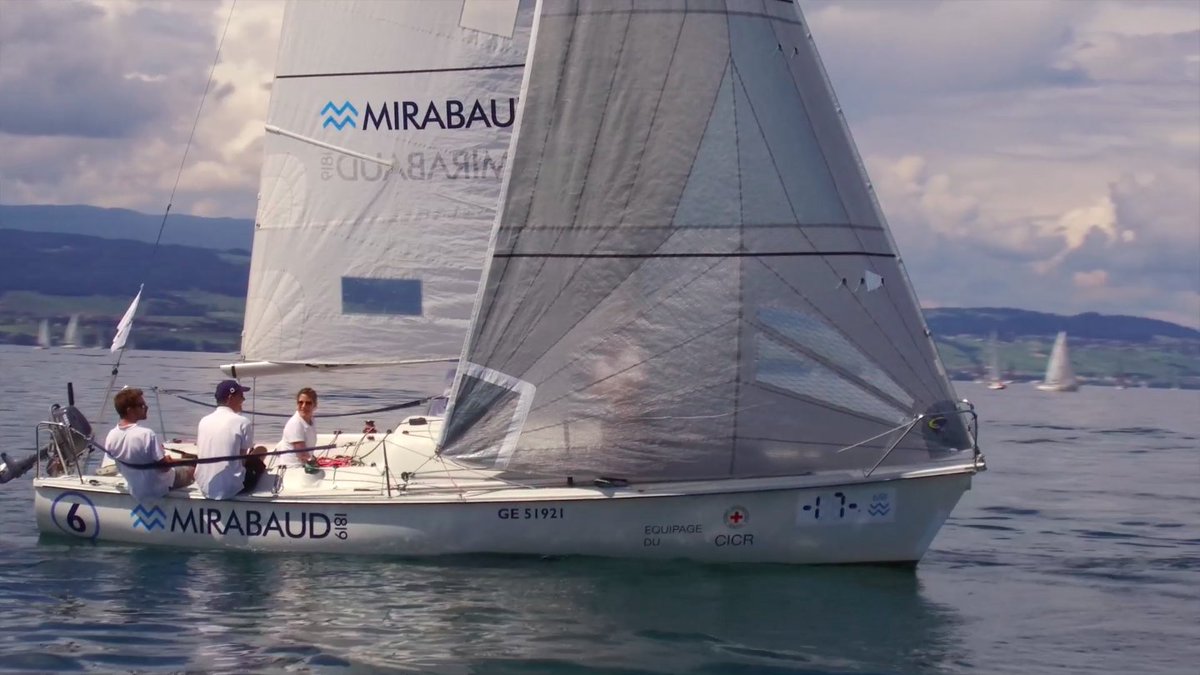 BoldOrMirabaud's tweet image. Le #BOM18, c'est plus de 550 #voiliers, des #marins passionnés, des airs évanescents, de la #patience, de la #tactique et de la #convivialité ! Pour revivre cette 80ème édition magnifique en images, cliquez sur le lien youtube.com/watch?v=IEPe7N…