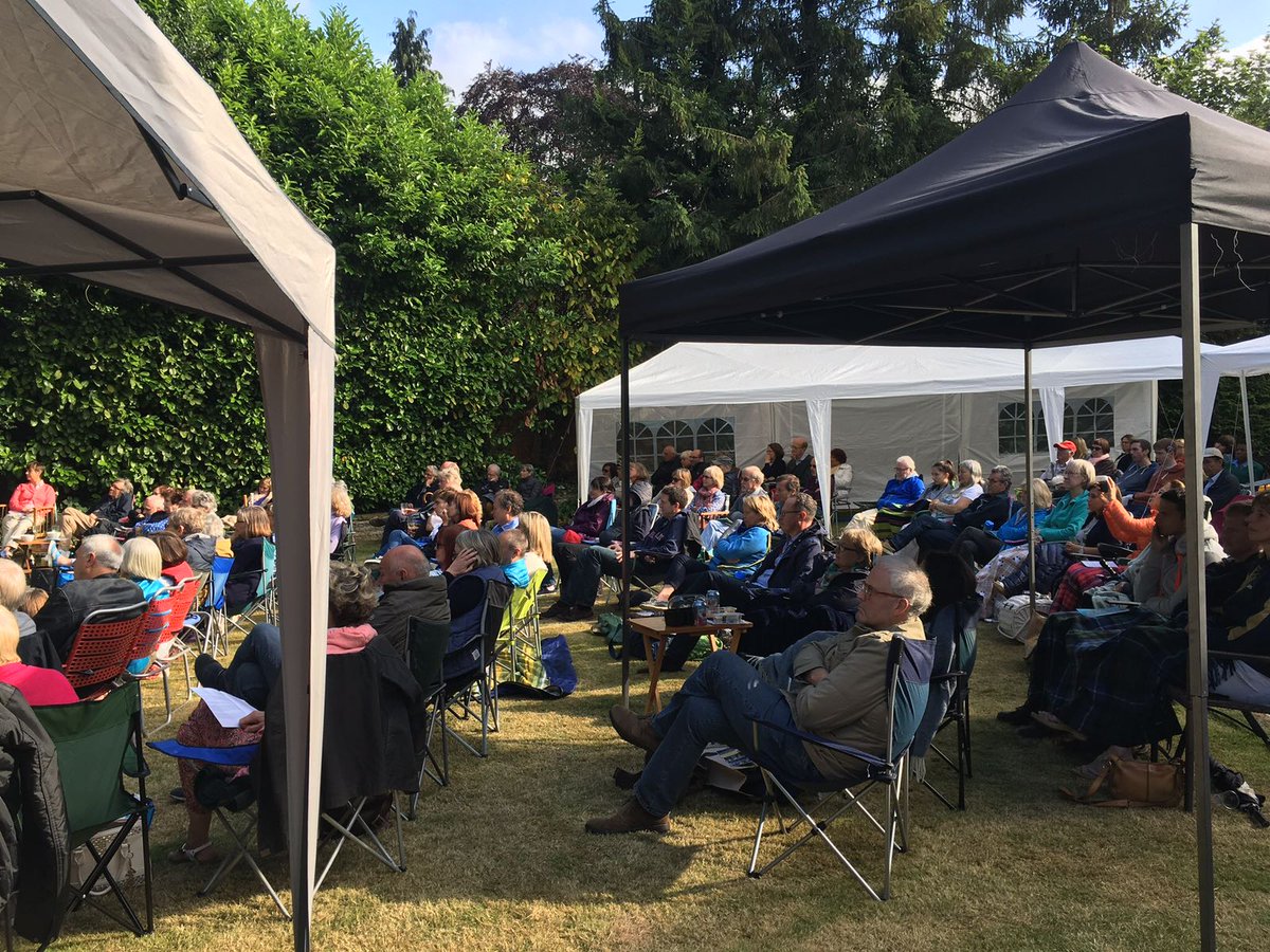 MakingDiff's tweet image. Thanks to everyone who made MAD Shakespeare 2018 a great event on Saturday and thanks to a wonderful Barclays Bank employee for facilitating their £4£ match funding. So far we've raised a massive £2,700 to help children at risk in Uganda #shakespeare #barclays #charitytuesday