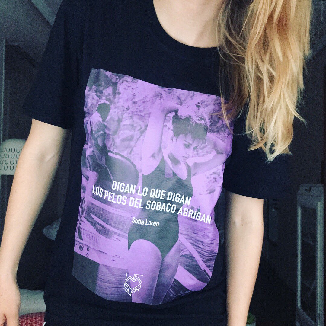 mendinu's tweet photo. Oyesss que vendo camiseticas de @weslay_women! Si alguien quiere una que me mande un mensajito 💌😊 https://t.co/li8LMBqGQu